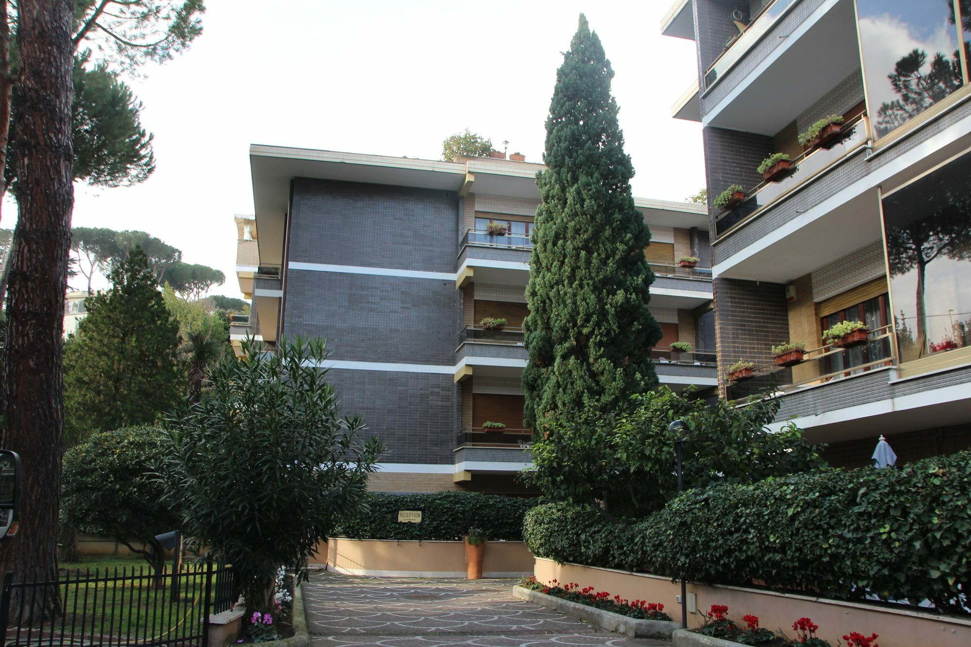 Bed Rooms Roma Esterno foto